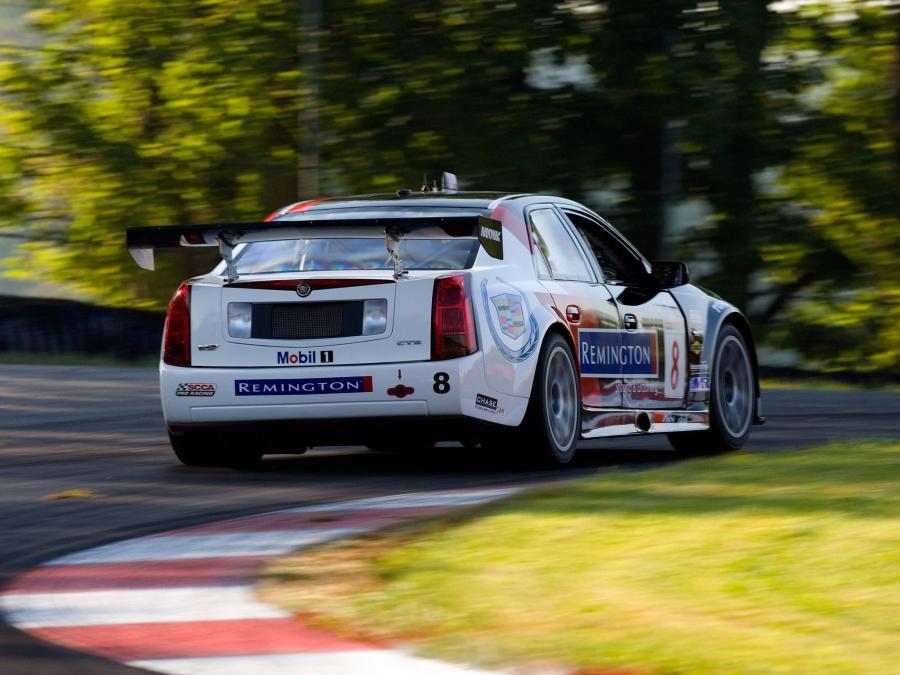  Cadillac CTS-V Race Car 2005 года  (фото 19 из 30)